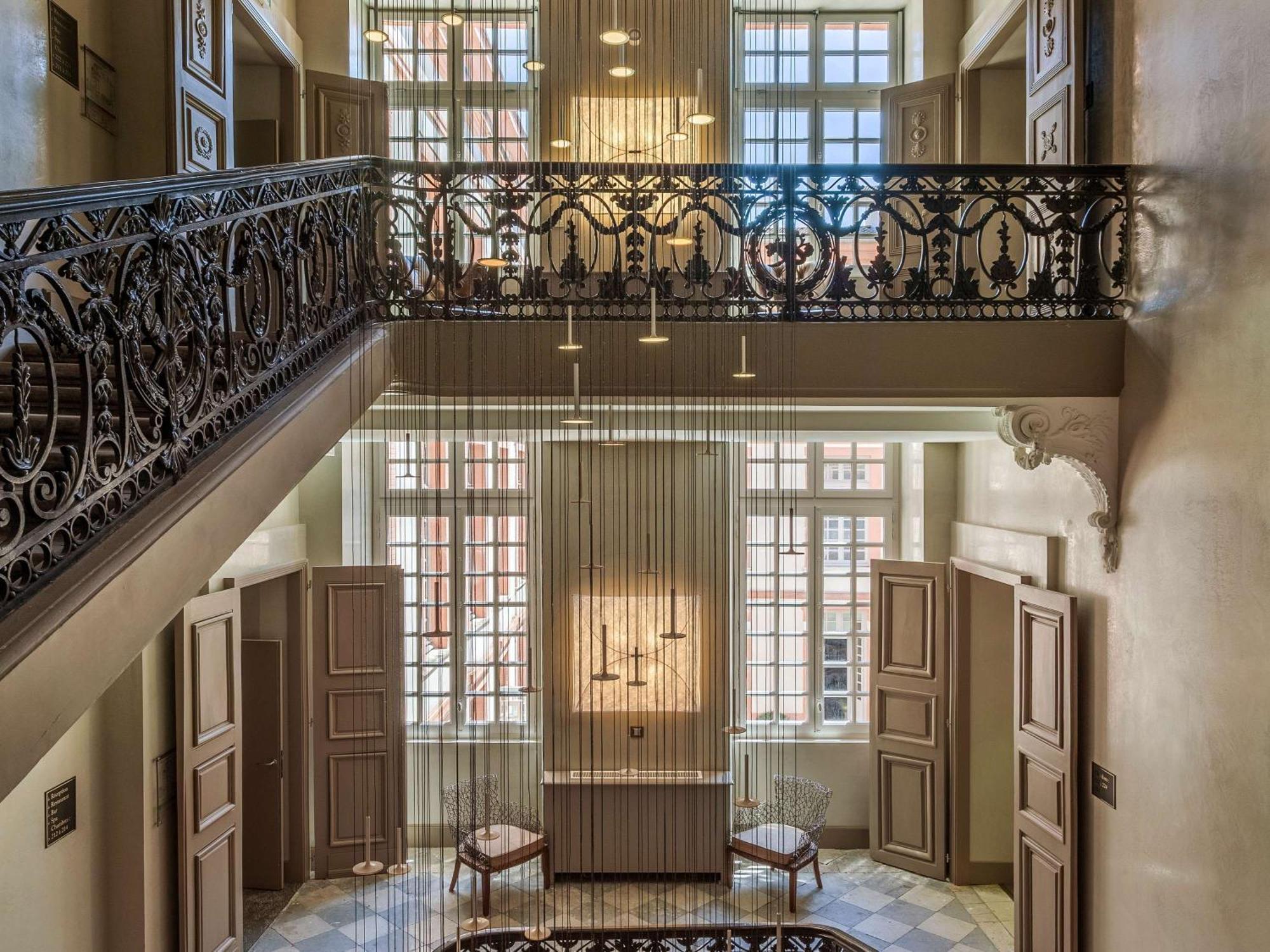 La Cour Des Consuls Hotel And Spa Toulouse - Mgallery Bagian luar foto