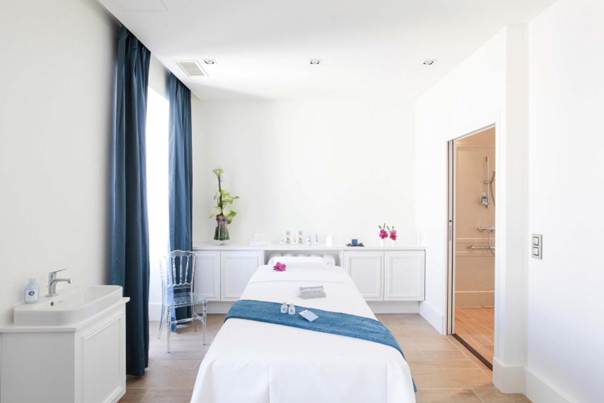 La Cour Des Consuls Hotel And Spa Toulouse - Mgallery Bagian luar foto