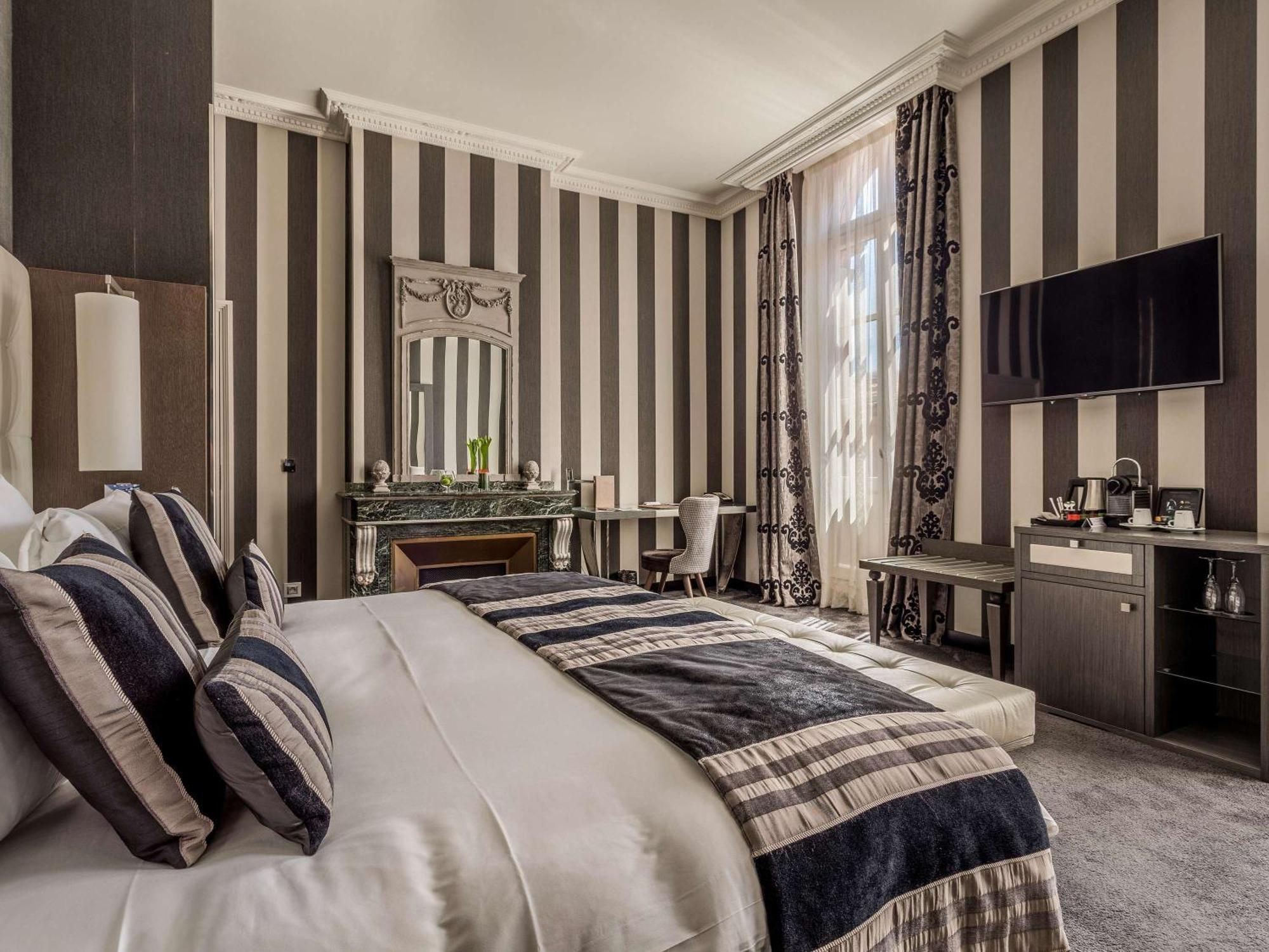 La Cour Des Consuls Hotel And Spa Toulouse - Mgallery Bagian luar foto