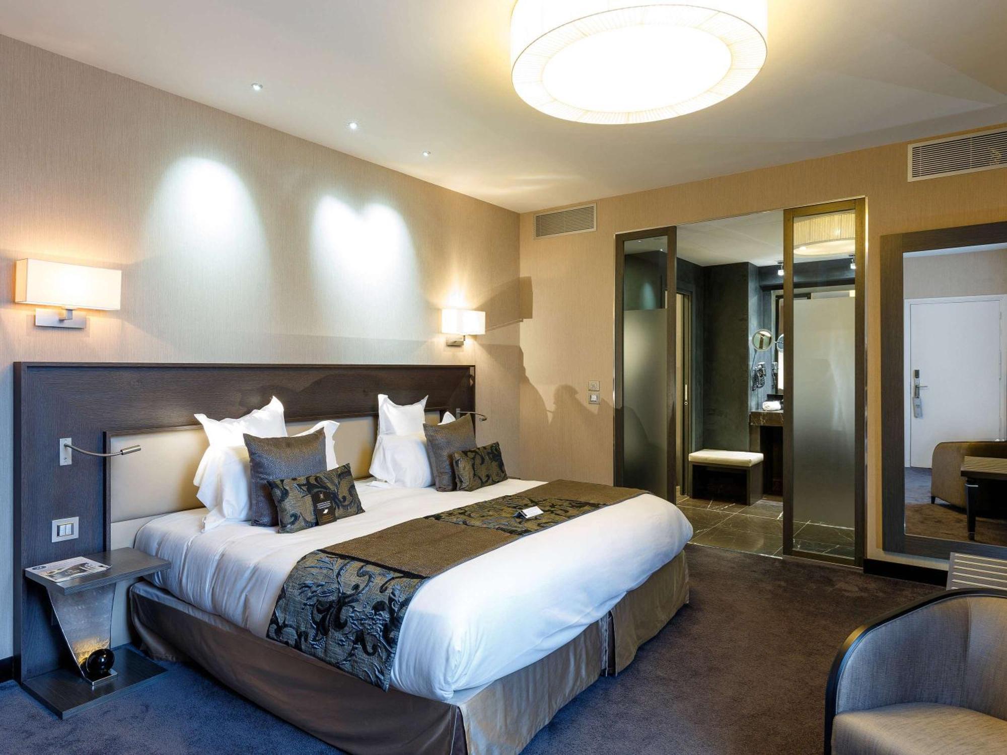 La Cour Des Consuls Hotel And Spa Toulouse - Mgallery Bagian luar foto