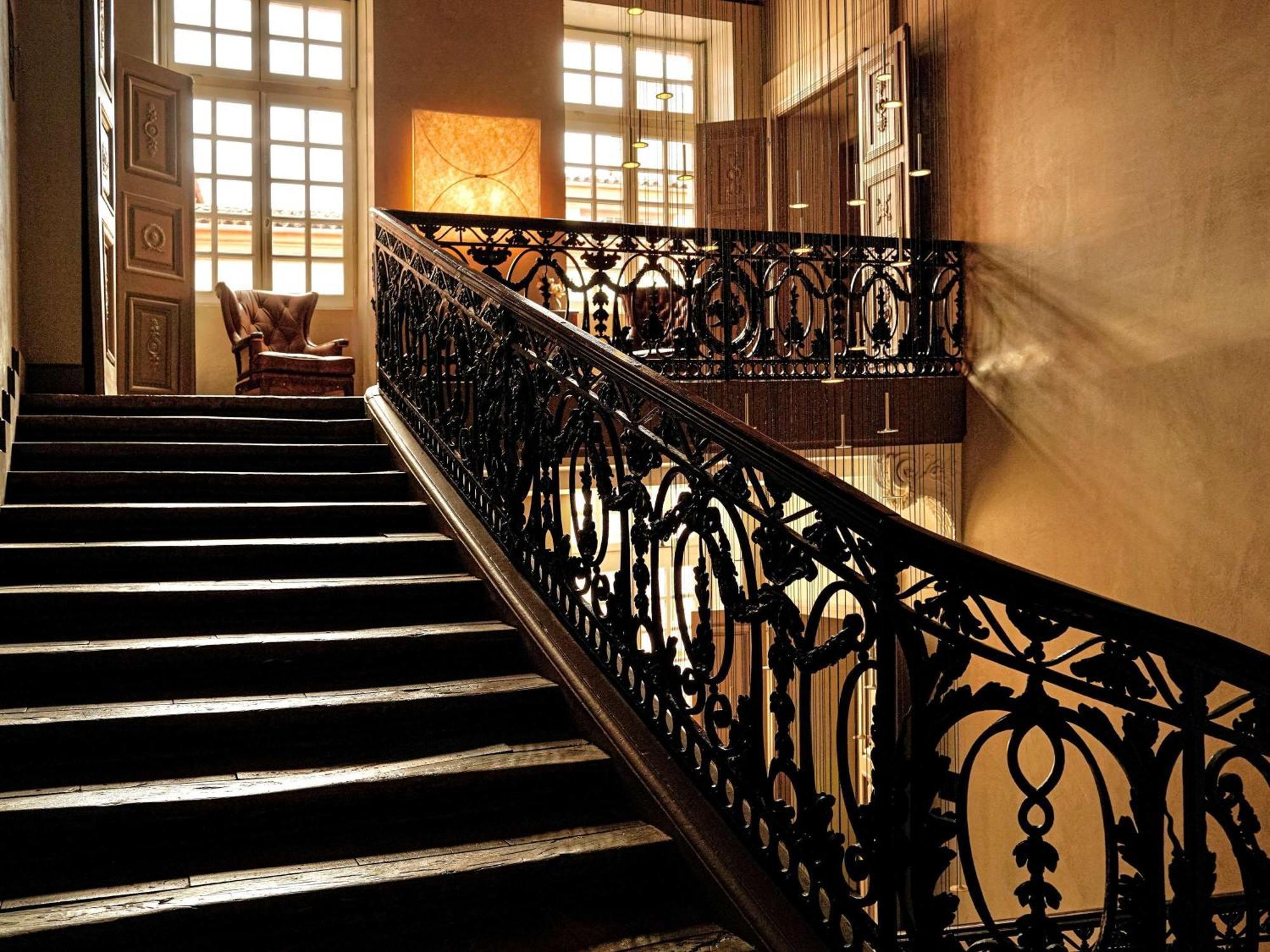 La Cour Des Consuls Hotel And Spa Toulouse - Mgallery Bagian luar foto